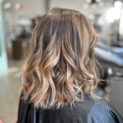 Aru Spa and Salon