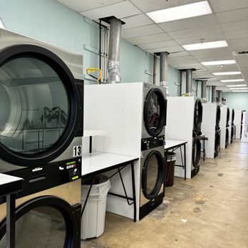 Overlake Laundromat - Laundromat Near Me - Redmond, Washington Overlake Laundromat - Laundromat Near Me - Redmond, Washington