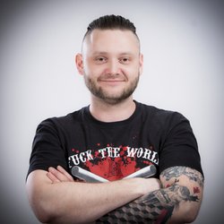 Invictus Tattoo Berlin - Attila http://invictus-tattoo.de/tatowierer/attila-teglas/