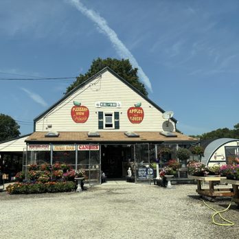 Pleasant View Orchards - Nurseries & Gardening Near Me - Smithfield, Rhode Island