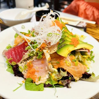 Yanagi Sushi - Sashimi salad $20.... Huge slice piece of sashimi on top! 5/5 - Sushi Bars Near Me - Paso Robles, California Yanagi Sushi - Sashimi salad $20.... Huge slice piece of sashimi on top! 5/5 - Sushi Bars Near Me - Paso Robles, California