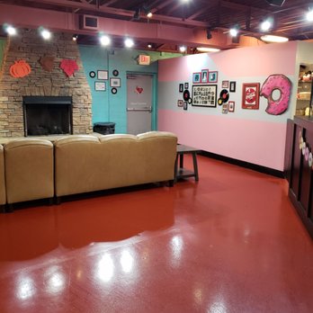 Julie Darling Donuts - Inside seating - Donuts Near Me - Chattanooga, Tennessee