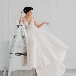 Amena Assaily, Portraiture & Weddings - Mint room studios and Chateau le Parc. Toronto wedding