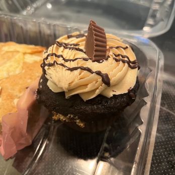 Sweets By Jenna - One of the best cupcakes ever!!!! - Bakeries Near Me - Rocky Hill, Connecticut Sweets By Jenna - One of the best cupcakes ever!!!! - Bakeries Near Me - Rocky Hill, Connecticut