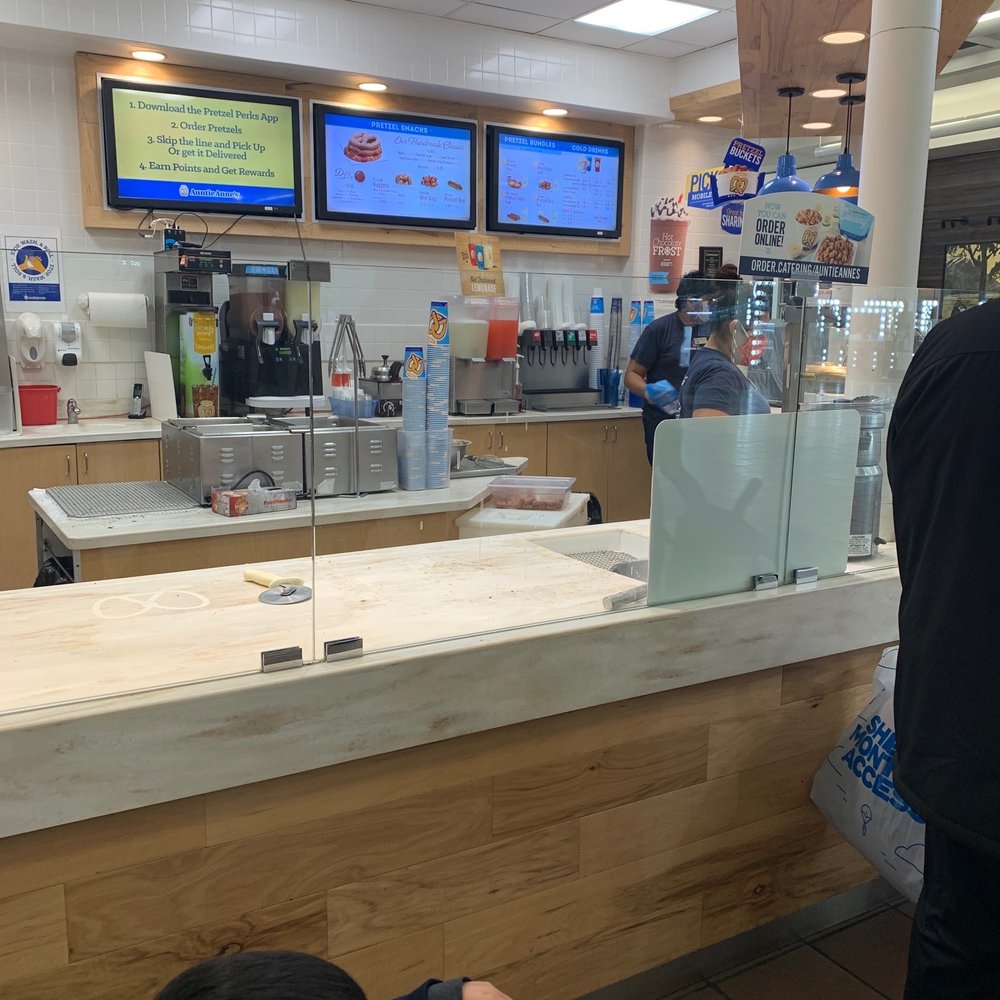 Auntie Anne's - Christmas 2020 - Pretzels Near Me - Visalia, California