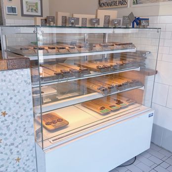 Chocolate & Company - Chocolatiers & Shops Near Me - Aurora, Ontario