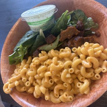 Blondies Vegan Wholesale - BBQ Bites and Macaroni & Cheese - Vegan Near Me - Honolulu, Hawaii Blondies Vegan Wholesale - BBQ Bites and Macaroni & Cheese - Vegan Near Me - Honolulu, Hawaii