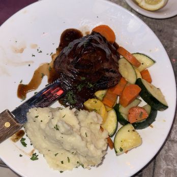 Fratello's Restaurant - 10 oz. Center Cut Filet Mignon - Italian Near Me - Sea Girt, New Jersey Fratello's Restaurant - 10 oz. Center Cut Filet Mignon - Italian Near Me - Sea Girt, New Jersey