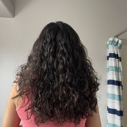 This is my "2 inches, long layered haircut" she barely cut any off and there was a lot of pieces that were super long and then super short. This is my "2 inches, long layered haircut" she barely cut any off and there was a lot of pieces that were super long and then super short.