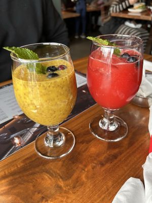 Bread & Roses by null