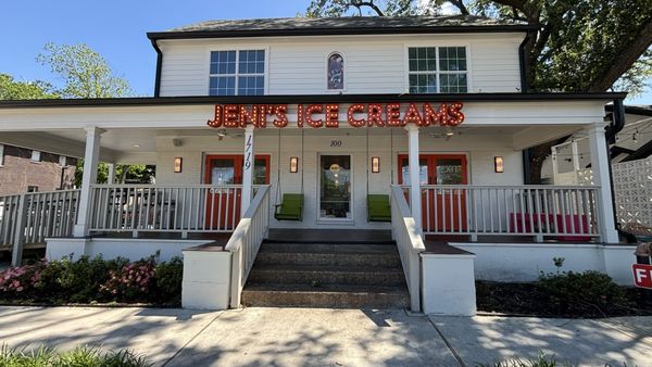 Jeni's Splendid Ice Creams by null