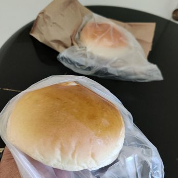 Bread House - I'm ready to take a bite of the baked Cha siu bao (bbq pork bun) - Coffee & Tea Near Me - Honolulu, Hawaii