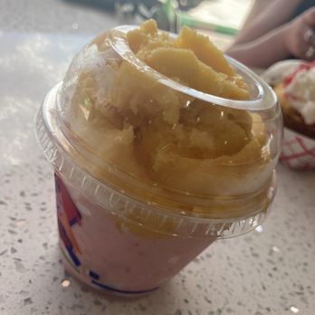 La Michoacana Premium - Ice Cream & Frozen Yogurt Near Me - Chicago, Illinois La Michoacana Premium - Ice Cream & Frozen Yogurt Near Me - Chicago, Illinois