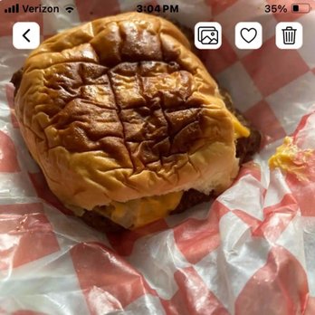 7th Street Burger Astoria - Cheeseburger - Burgers Near Me - City, New York 7th Street Burger Astoria - Cheeseburger - Burgers Near Me - City, New York