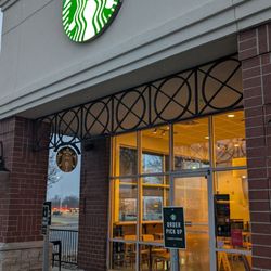 Starbucks - Front