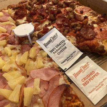 Round Table Pizza - Pizza Near Me - Torrance, California