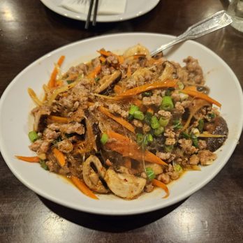Phnom Penh House - #642 deep fried red snapper topped with mushrooms, bean thread noodles, shredded carrots, and ground pork ($21.85) - Cambodian Near Me - Alameda, California