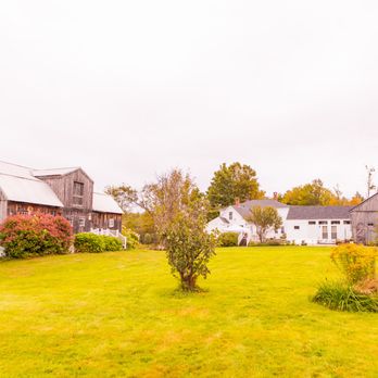 Stonewall Farm Bed & Breakfast - Hotels Near Me - Hillsboro, New Hampshire Stonewall Farm Bed & Breakfast - Hotels Near Me - Hillsboro, New Hampshire
