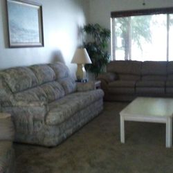 Spring Cleaning and Services - Do it wright the first time with Spring Cleaning and services LLC we offer home cleaning, handyman services and Pressure washing services.