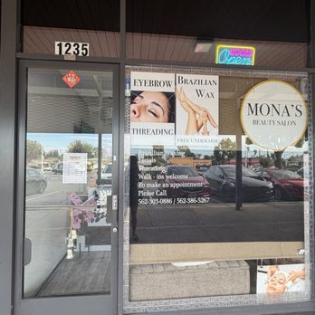 Mona’s Beauty Salon - Outside of the store - Threading Services Near Me - Placentia, California Mona’s Beauty Salon - Outside of the store - Threading Services Near Me - Placentia, California
