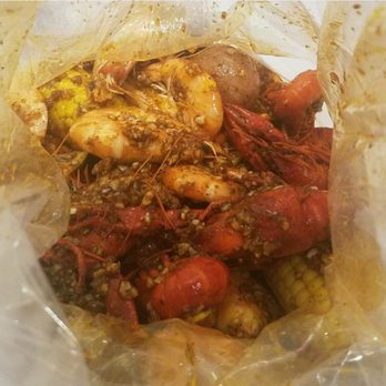 Cap't Loui - Cajun/Creole Near Me - Fort Lee, New Jersey