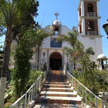 Turista Libre - Entrance to la iglesia Cristo Rey. - Tours Near Me Turista Libre - Entrance to la iglesia Cristo Rey. - Tours Near Me