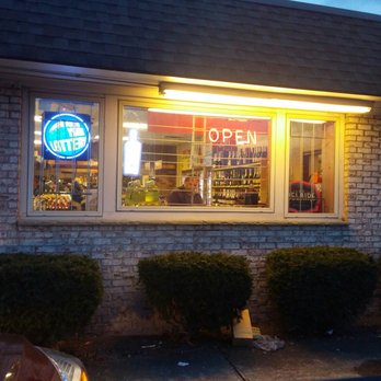 Liquor Town - The New Year's Eve rush! - Beer, Wine & Spirits Near Me - Rochester, New York Liquor Town - The New Year's Eve rush! - Beer, Wine & Spirits Near Me - Rochester, New York