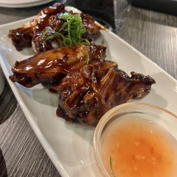 Basalt - Adobo Chicken Wings - New American Near Me - Honolulu, Hawaii