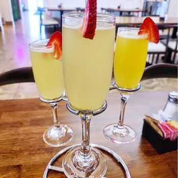 Madres Brunch - Pineapple and orange mimosa flight - Breakfast & Brunch Near Me - Placentia, California Madres Brunch - Pineapple and orange mimosa flight - Breakfast & Brunch Near Me - Placentia, California