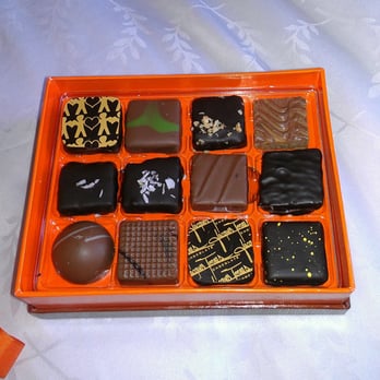 Jacques Torres Chocolate - The chocolates are beautiful - Chocolatiers & Shops Near Me - Brooklyn, New York Jacques Torres Chocolate - The chocolates are beautiful - Chocolatiers & Shops Near Me - Brooklyn, New York