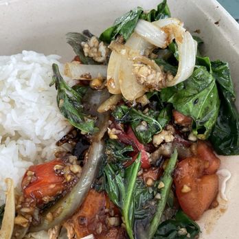 Thai Mee Up - Salmon special - Food Trucks Near Me - Kahului, Hawaii