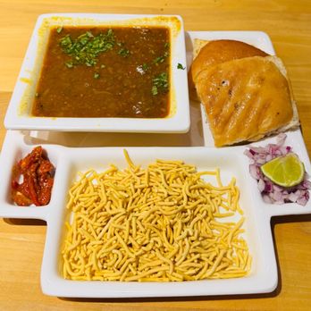 Neehee's - Ussal Pav - Indian Near Me - Dublin, Ohio Neehee's - Ussal Pav - Indian Near Me - Dublin, Ohio