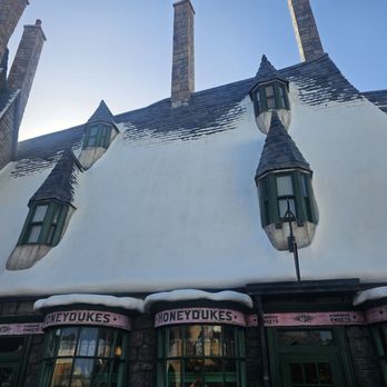 Hogsmeade Village - Amusement Parks Near Me - Orlando, Florida Hogsmeade Village - Amusement Parks Near Me - Orlando, Florida