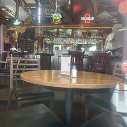 Shady Island Seafood Bar & Grill