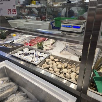 H Mart - Food Court Near Me - Schaumburg, Illinois
