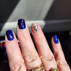 Lux Nail Spa