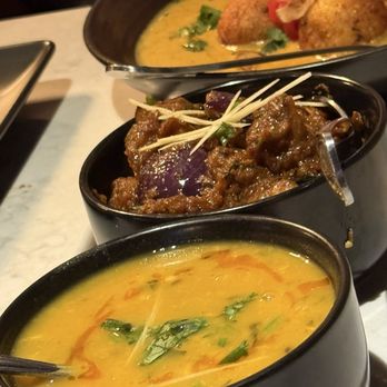 Canteen by Meesha - Dal tadka and Bengali aloo baigan - Indian Near Me - Seattle, Washington