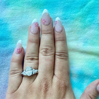 Coco Luxe Nails - Gel mani - Eyelash Service Near Me - Santa Monica, California Coco Luxe Nails - Gel mani - Eyelash Service Near Me - Santa Monica, California
