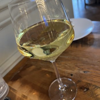 Sisters Thai - White wine - Thai Near Me - Alexandria, Virginia Sisters Thai - White wine - Thai Near Me - Alexandria, Virginia