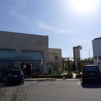 Pinkberry El Segundo - Pinkberry is kind of hidden! (photographed by Dave Hong) - Ice Cream & Frozen Yogurt Near Me - El Segundo, California Pinkberry El Segundo - Pinkberry is kind of hidden! (photographed by Dave Hong) - Ice Cream & Frozen Yogurt Near Me - El Segundo, California