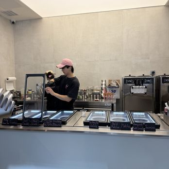 Hana Gelateria - Vibe - Ice Cream & Frozen Yogurt Near Me - Queens, New York