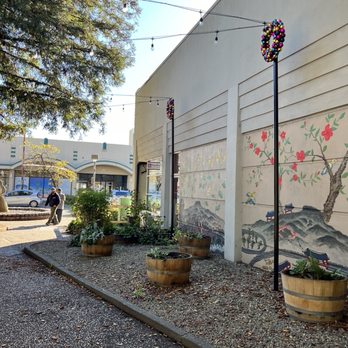 Ting Hau Restaurant - Outside area near restaurant - Chinese Near Me - Santa Rosa, California Ting Hau Restaurant - Outside area near restaurant - Chinese Near Me - Santa Rosa, California