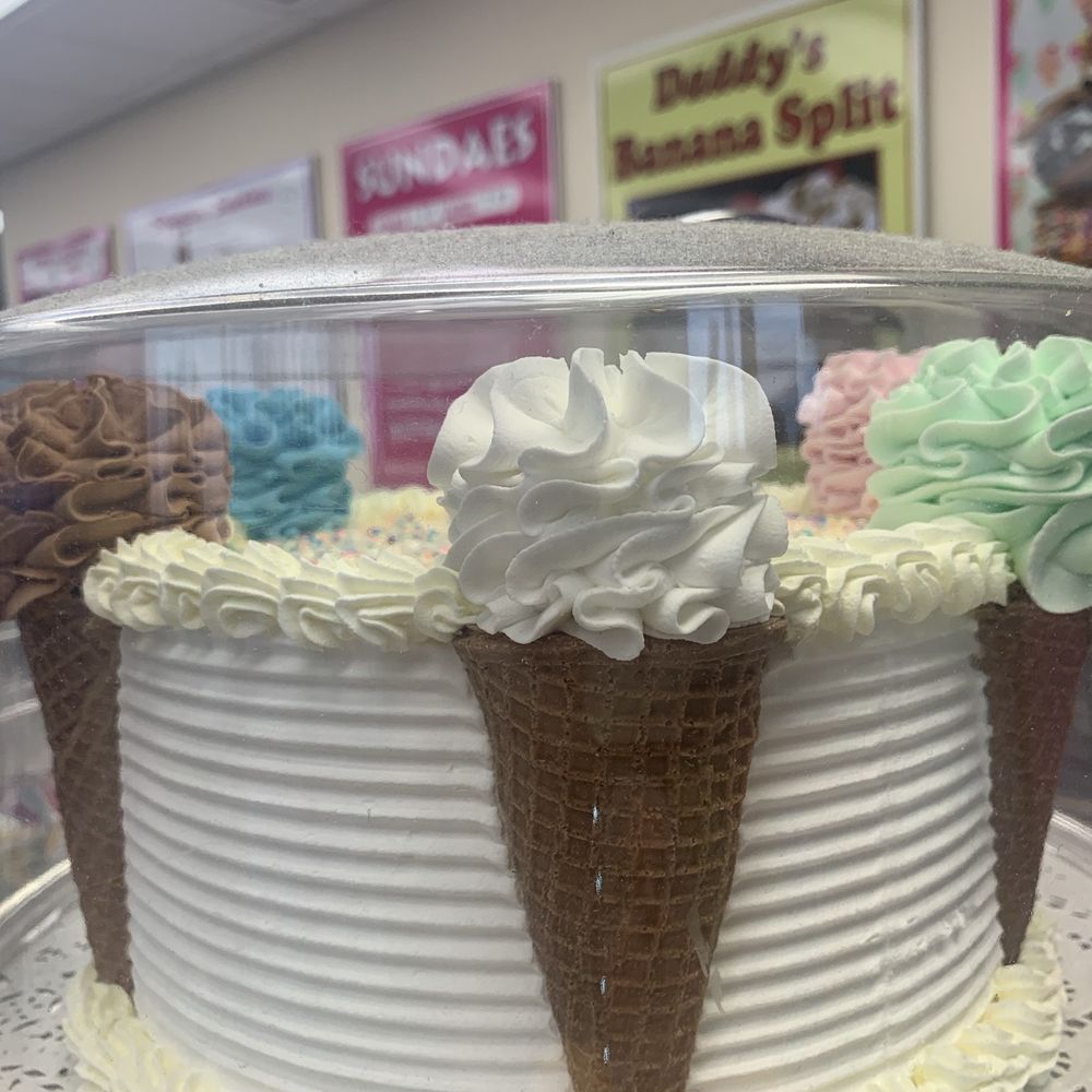 Daddy's Dairy - Cool ice cream cake - Ice Cream & Frozen Yogurt Near Me - Braintree, Massachusetts