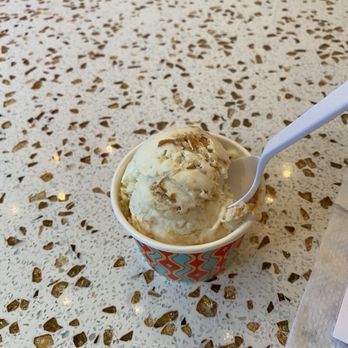 OddFellows Ice Cream - Peanut Butter Marshmallow Ice Cream - Ice Cream & Frozen Yogurt Near Me - Tampa, Florida OddFellows Ice Cream - Peanut Butter Marshmallow Ice Cream - Ice Cream & Frozen Yogurt Near Me - Tampa, Florida
