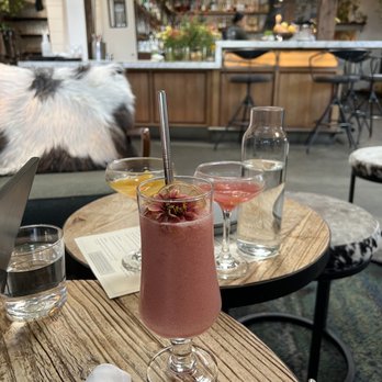 Fern Bar - Froze all day - Bars Near Me - Sebastopol, California