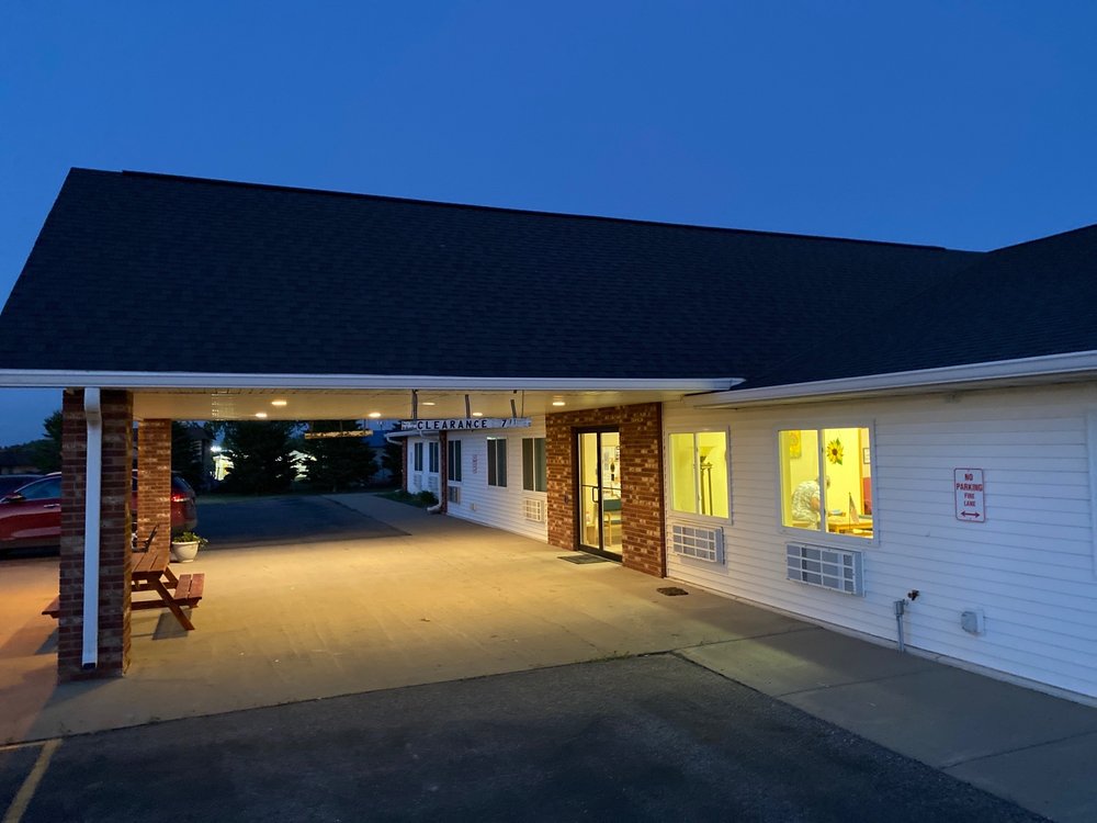 ENDERLIN INN Updated August 2024 1 Railway St, Enderlin, North Dakota Hotels Phone