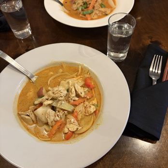 Indochine - Curry Fried Rice Lunch - Thai Near Me - Jacksonville, Florida