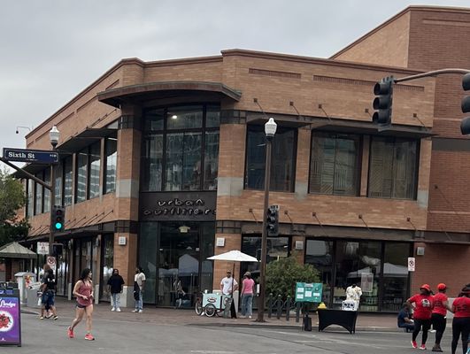 Urban Outfitters by null