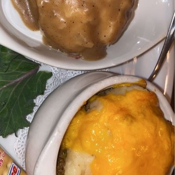 Six Pence Pub - Sheppard pie with mash as side - Pubs Near Me - Savannah, Georgia