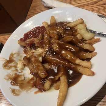 Cedar’s Pub - Poutine - Pubs Near Me - Sundre, Alberta Cedar’s Pub - Poutine - Pubs Near Me - Sundre, Alberta